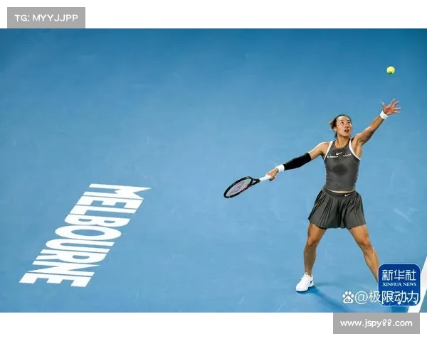 网球四强激战正酣 谁能突围赢得冠军桂冠较量精彩纷呈