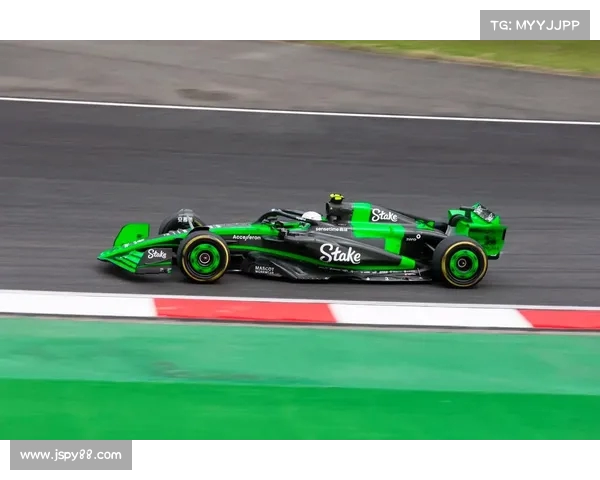 周冠宇在F1中国大奖赛主场表现出色成功斩获积分再创佳绩